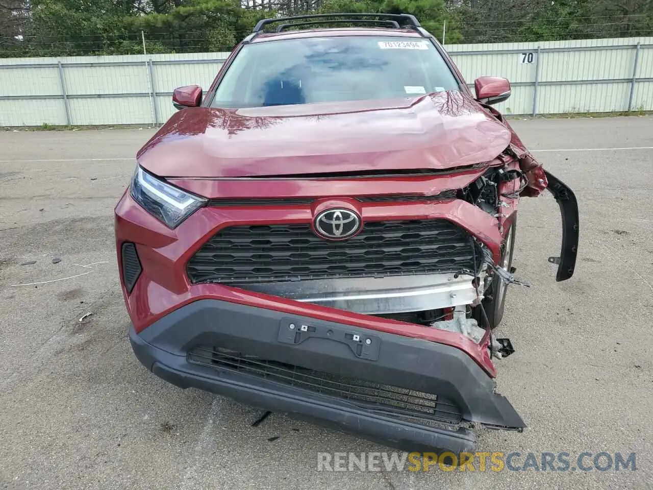5 Photograph of a damaged car 2T3P1RFVXNW323140 TOYOTA RAV4 2022