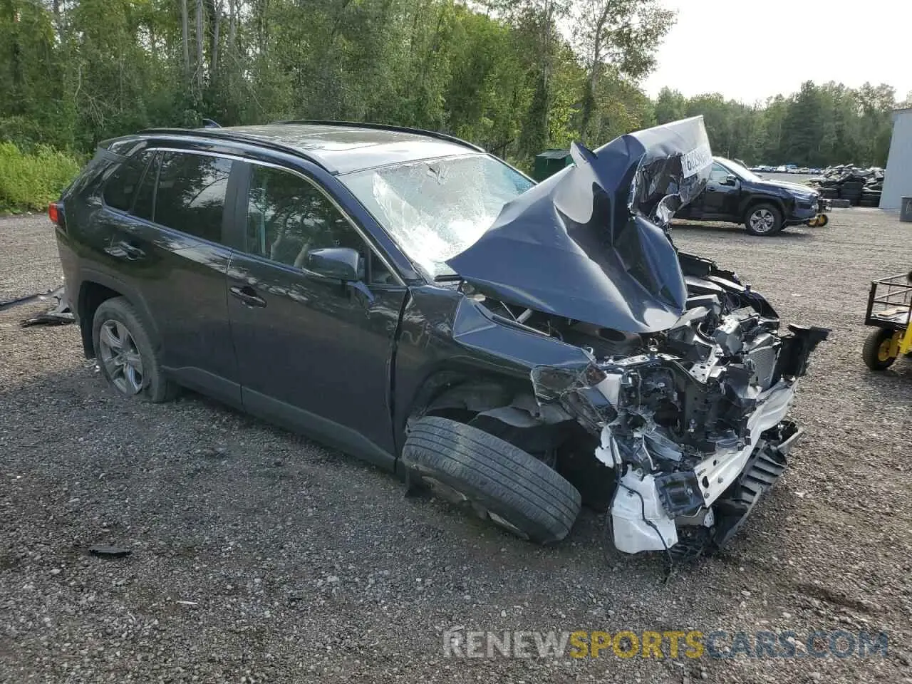 4 Photograph of a damaged car 2T3R1RFV2NC257368 TOYOTA RAV4 2022