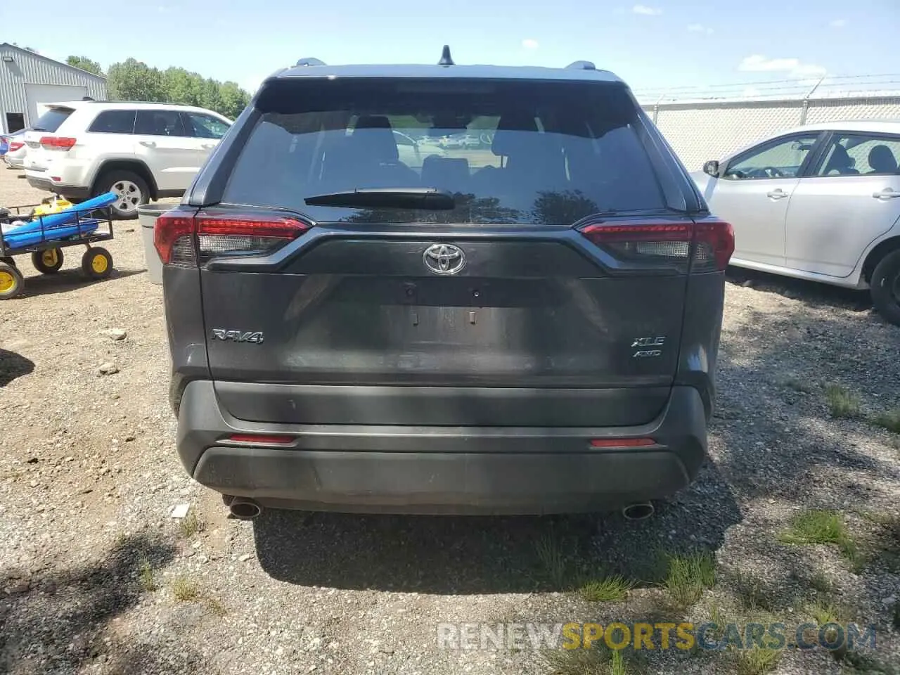 6 Photograph of a damaged car 2T3R1RFV2NC296834 TOYOTA RAV4 2022