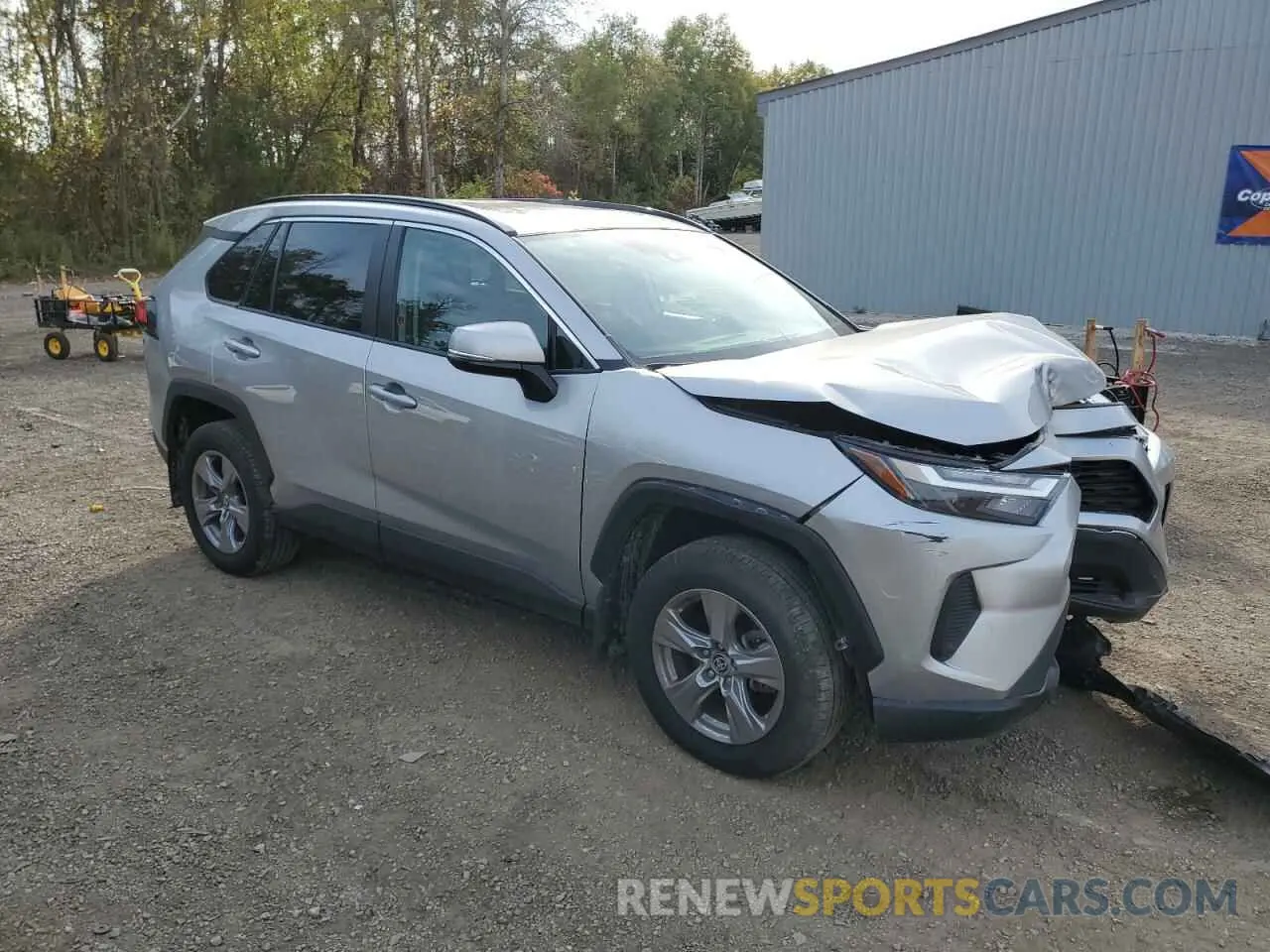 4 Photograph of a damaged car 2T3R1RFV4NC256500 TOYOTA RAV4 2022