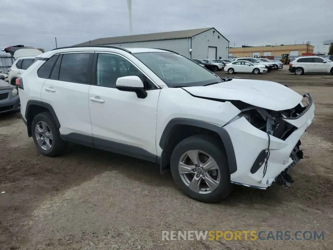 4 Photograph of a damaged car 2T3R1RFVXNW308873 TOYOTA RAV4 2022