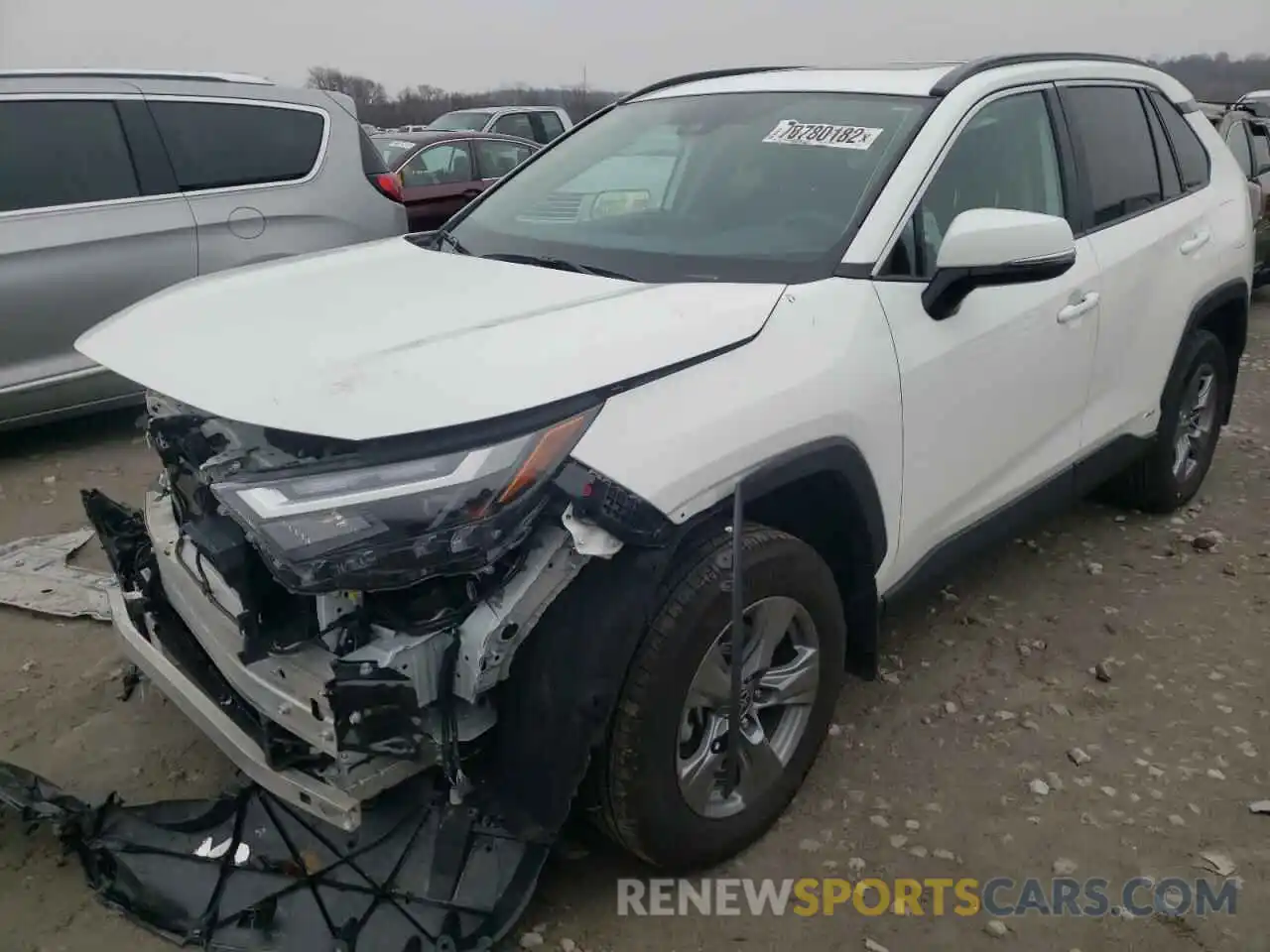 1 Photograph of a damaged car 2T3RWRFV0NW129839 TOYOTA RAV4 2022