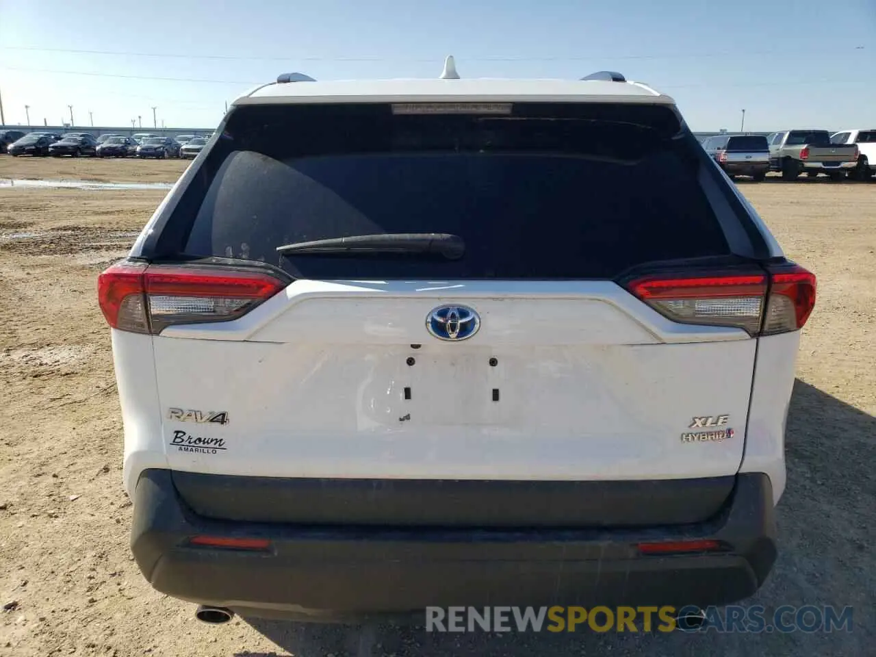 6 Photograph of a damaged car 2T3RWRFV0NW132739 TOYOTA RAV4 2022