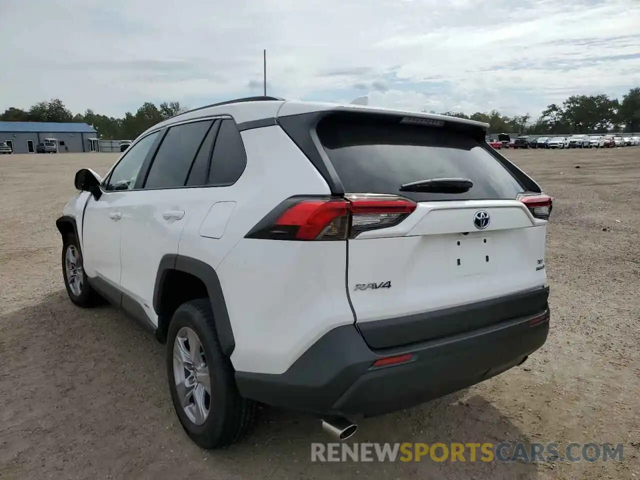 3 Photograph of a damaged car 2T3RWRFV0NW133406 TOYOTA RAV4 2022