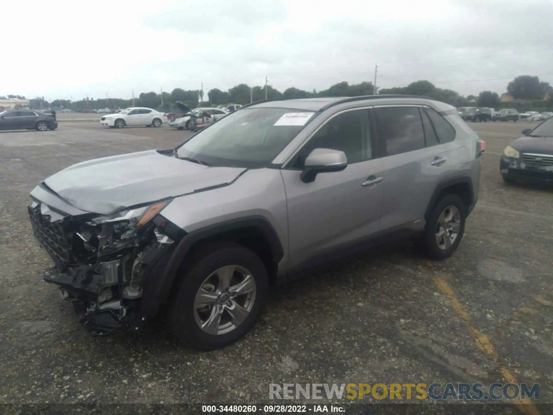 2 Photograph of a damaged car 2T3RWRFV1NW138243 TOYOTA RAV4 2022