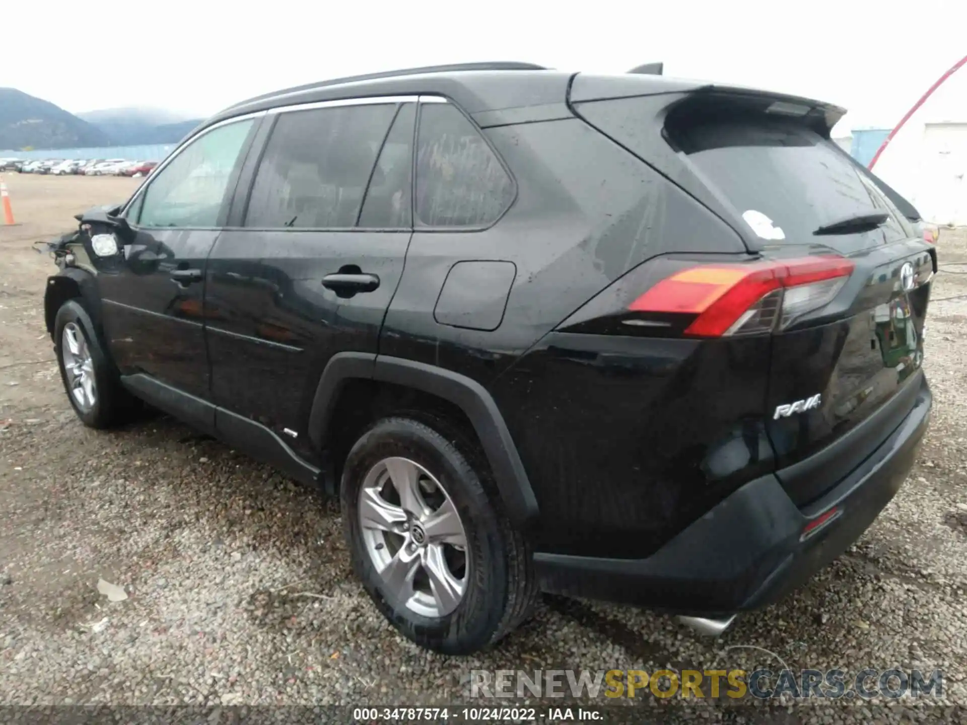 3 Photograph of a damaged car 2T3RWRFV2NW135965 TOYOTA RAV4 2022