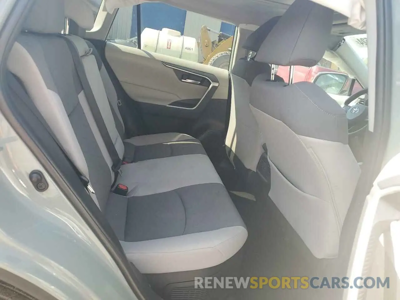 11 Photograph of a damaged car 2T3RWRFV7NW136870 TOYOTA RAV4 2022