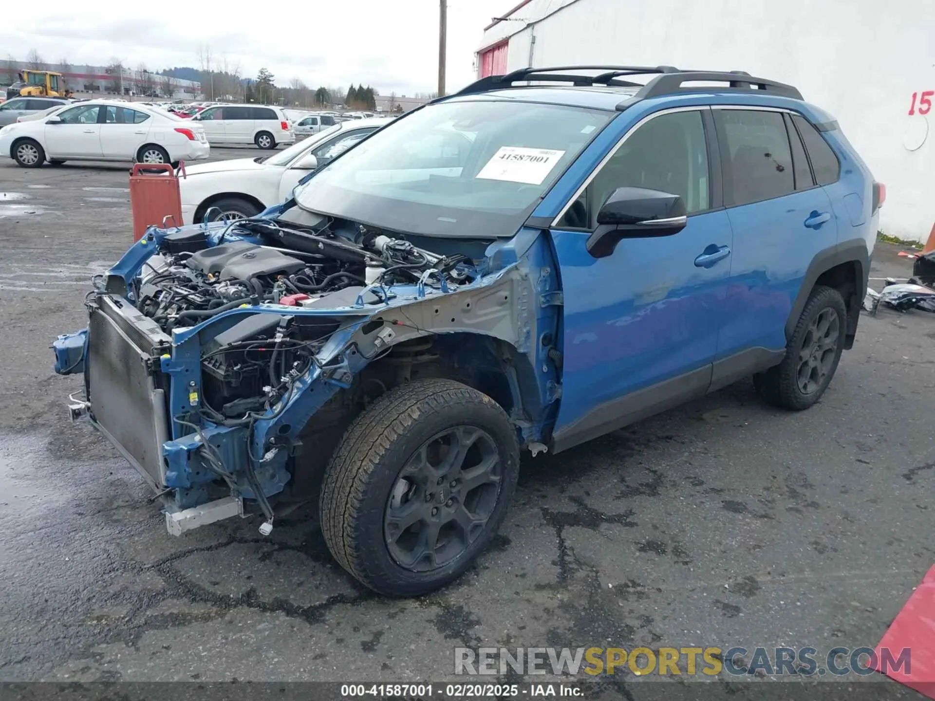2 Photograph of a damaged car 2T3S1RFV2NW318444 TOYOTA RAV4 2022