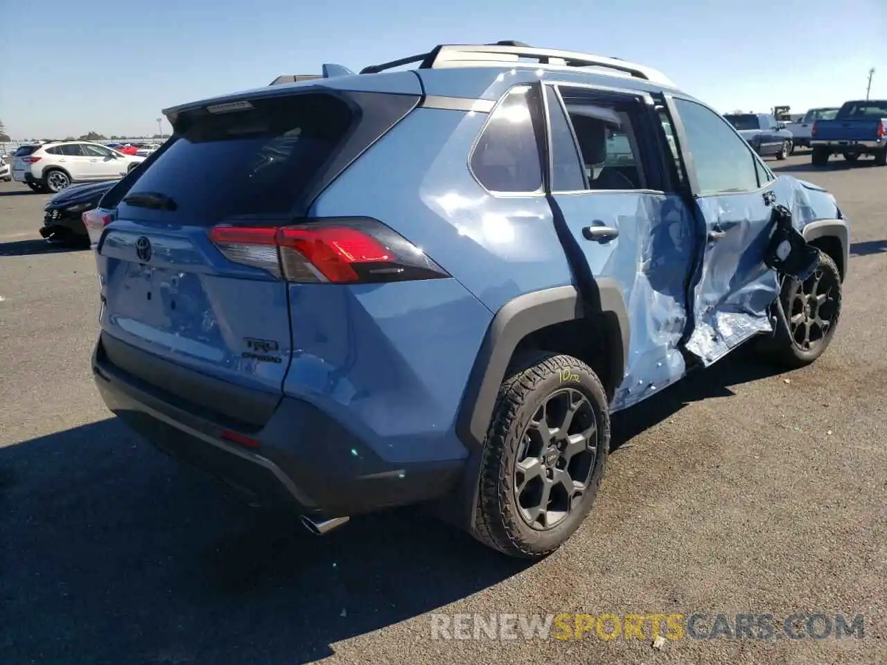 4 Photograph of a damaged car 2T3S1RFVXNW290604 TOYOTA RAV4 2022