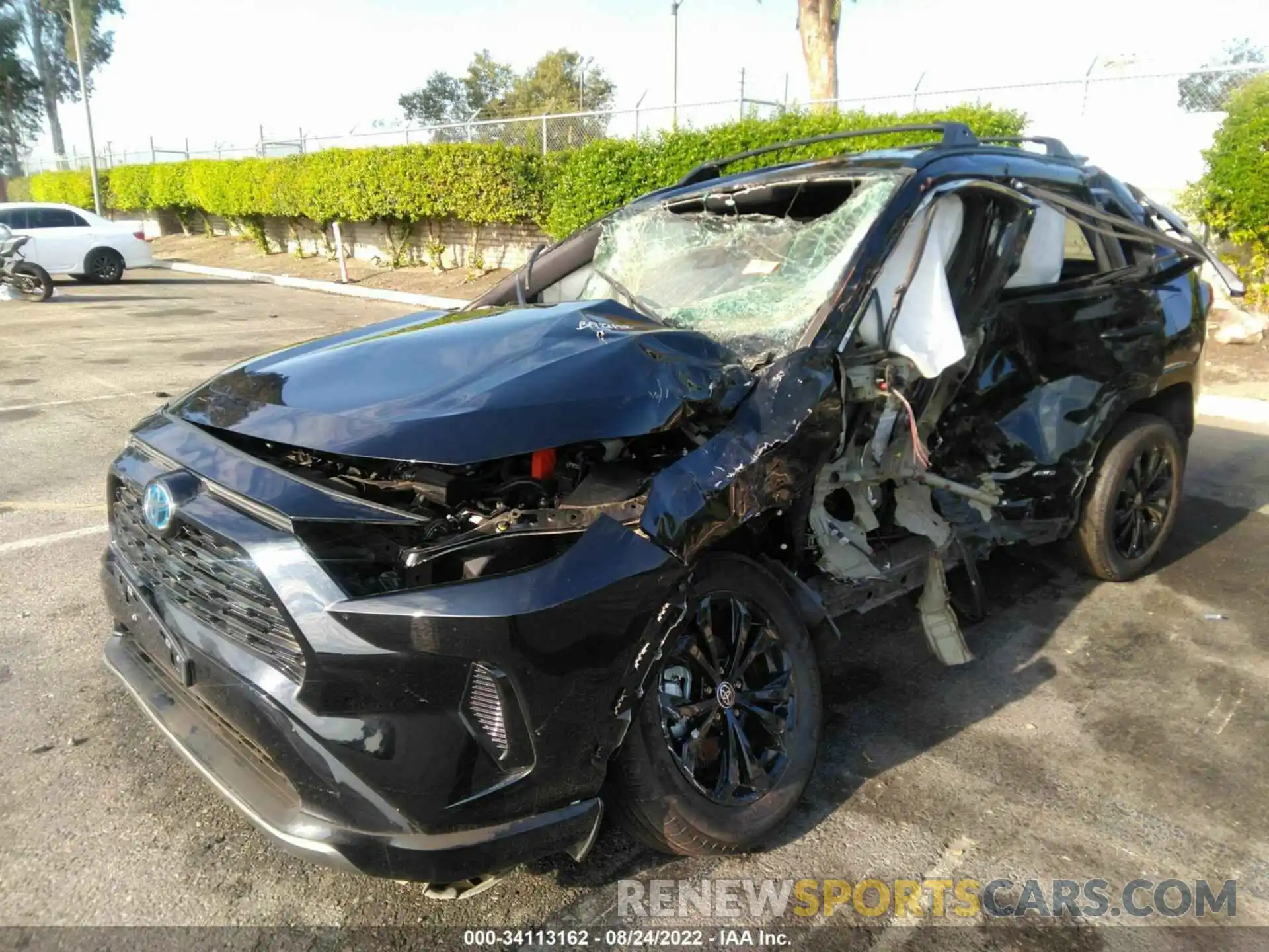 2 Photograph of a damaged car 2T3T6RFV9NW031091 TOYOTA RAV4 2022