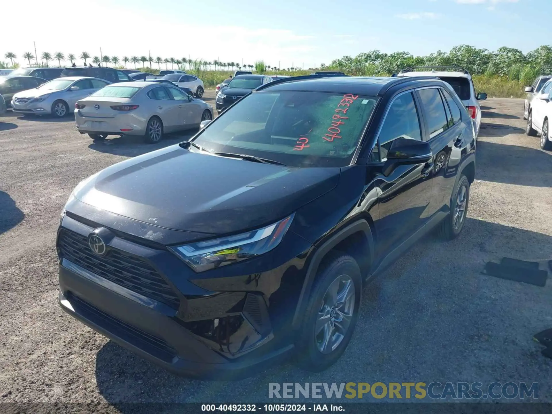 2 Photograph of a damaged car 2T3W1RFV0NC174170 TOYOTA RAV4 2022