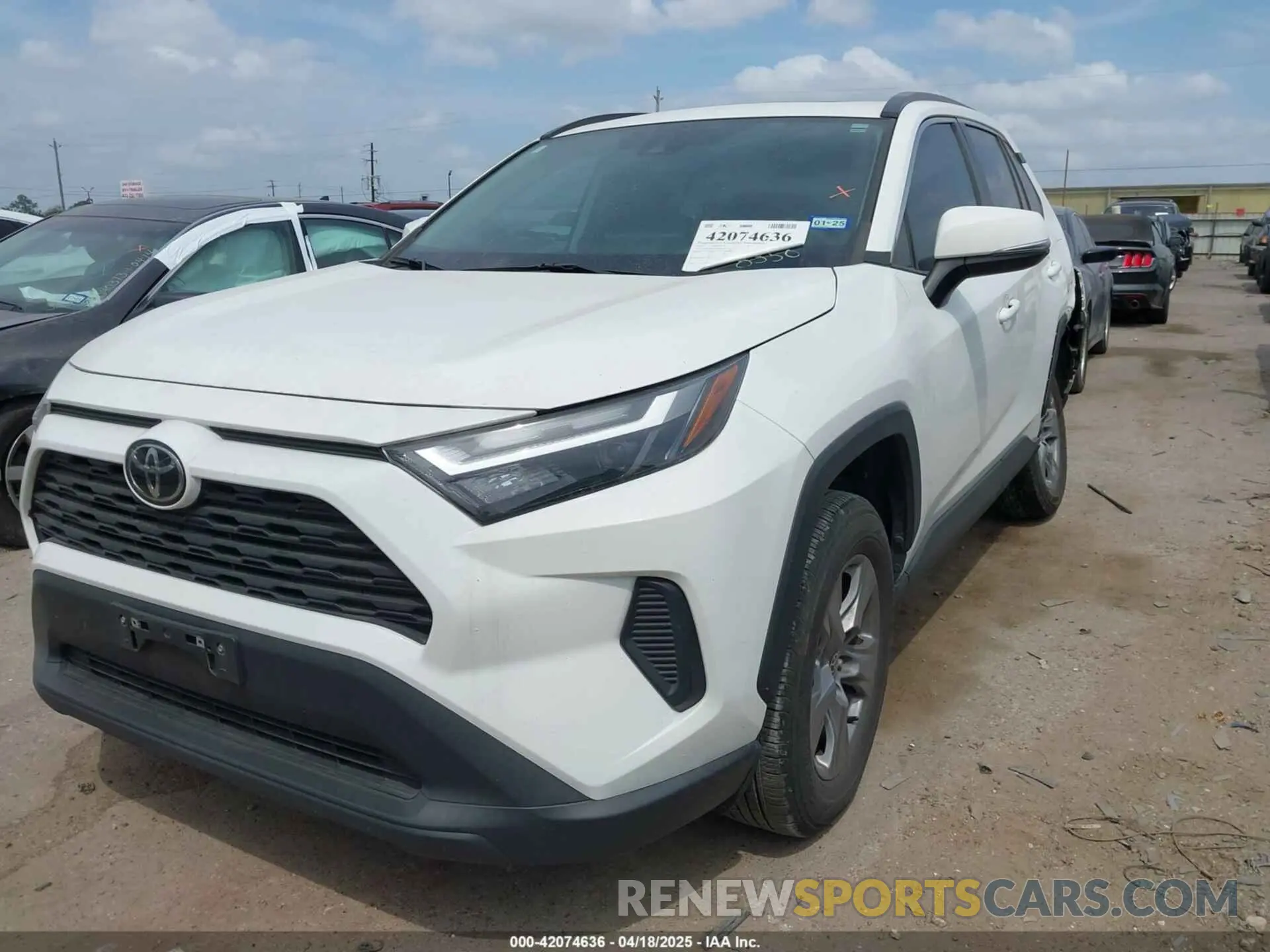 2 Photograph of a damaged car 2T3W1RFV0NC178350 TOYOTA RAV4 2022