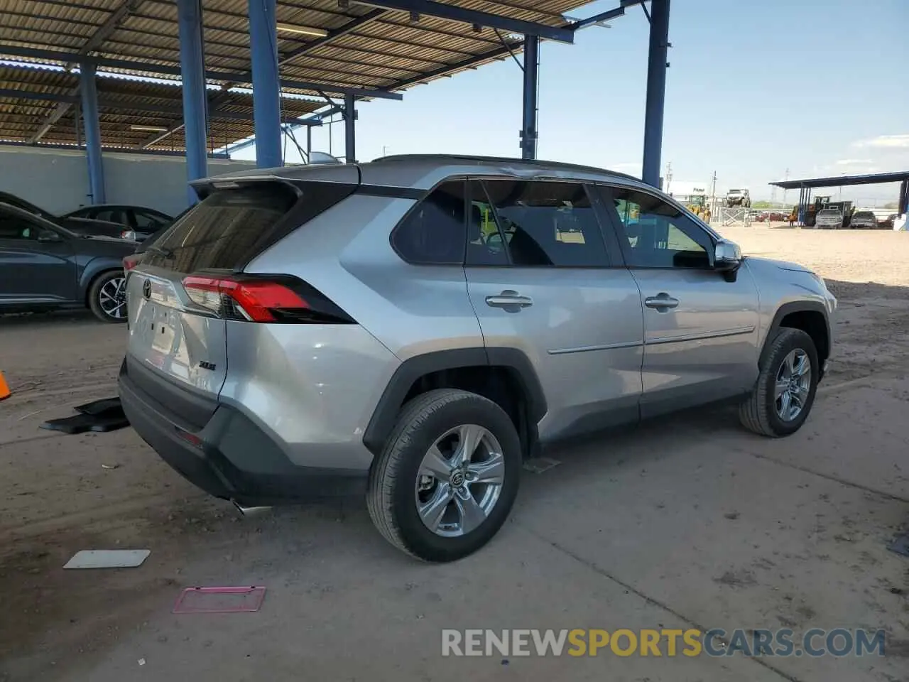 3 Photograph of a damaged car 2T3W1RFV0NC203005 TOYOTA RAV4 2022