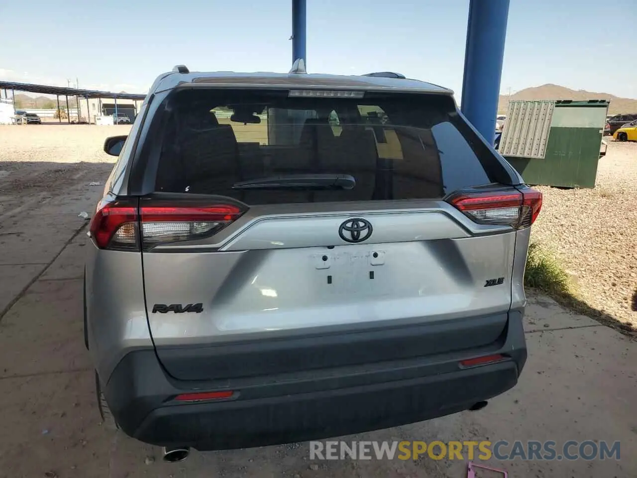 6 Photograph of a damaged car 2T3W1RFV0NC203005 TOYOTA RAV4 2022