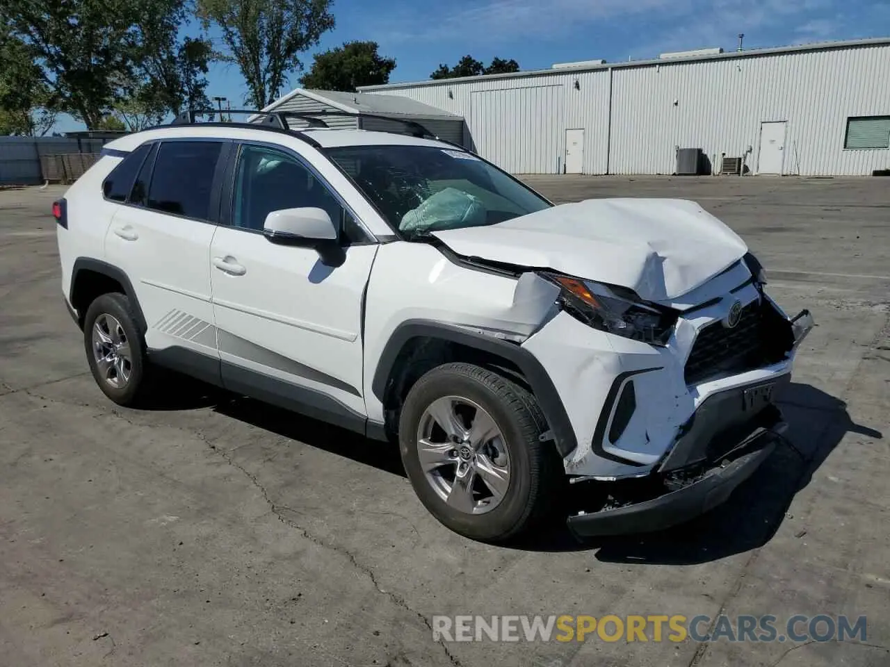 4 Photograph of a damaged car 2T3W1RFV0NC206972 TOYOTA RAV4 2022