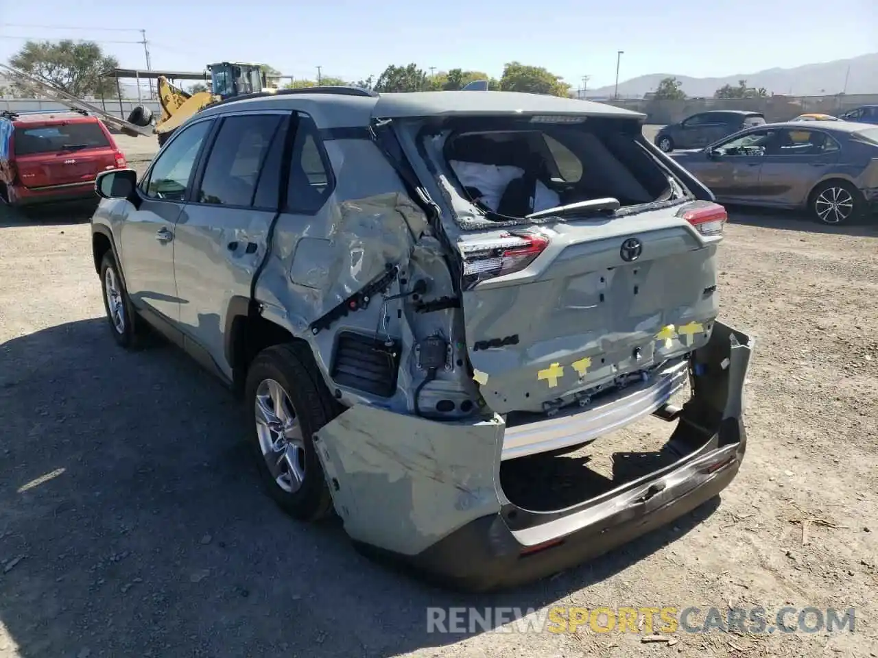 3 Photograph of a damaged car 2T3W1RFV0NW195454 TOYOTA RAV4 2022