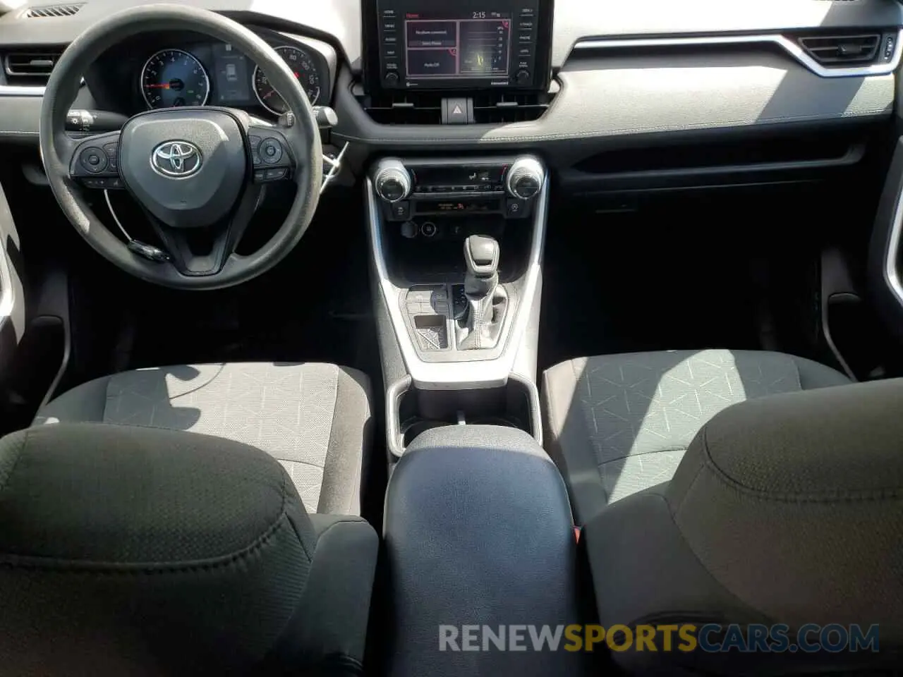 8 Photograph of a damaged car 2T3W1RFV0NW210857 TOYOTA RAV4 2022