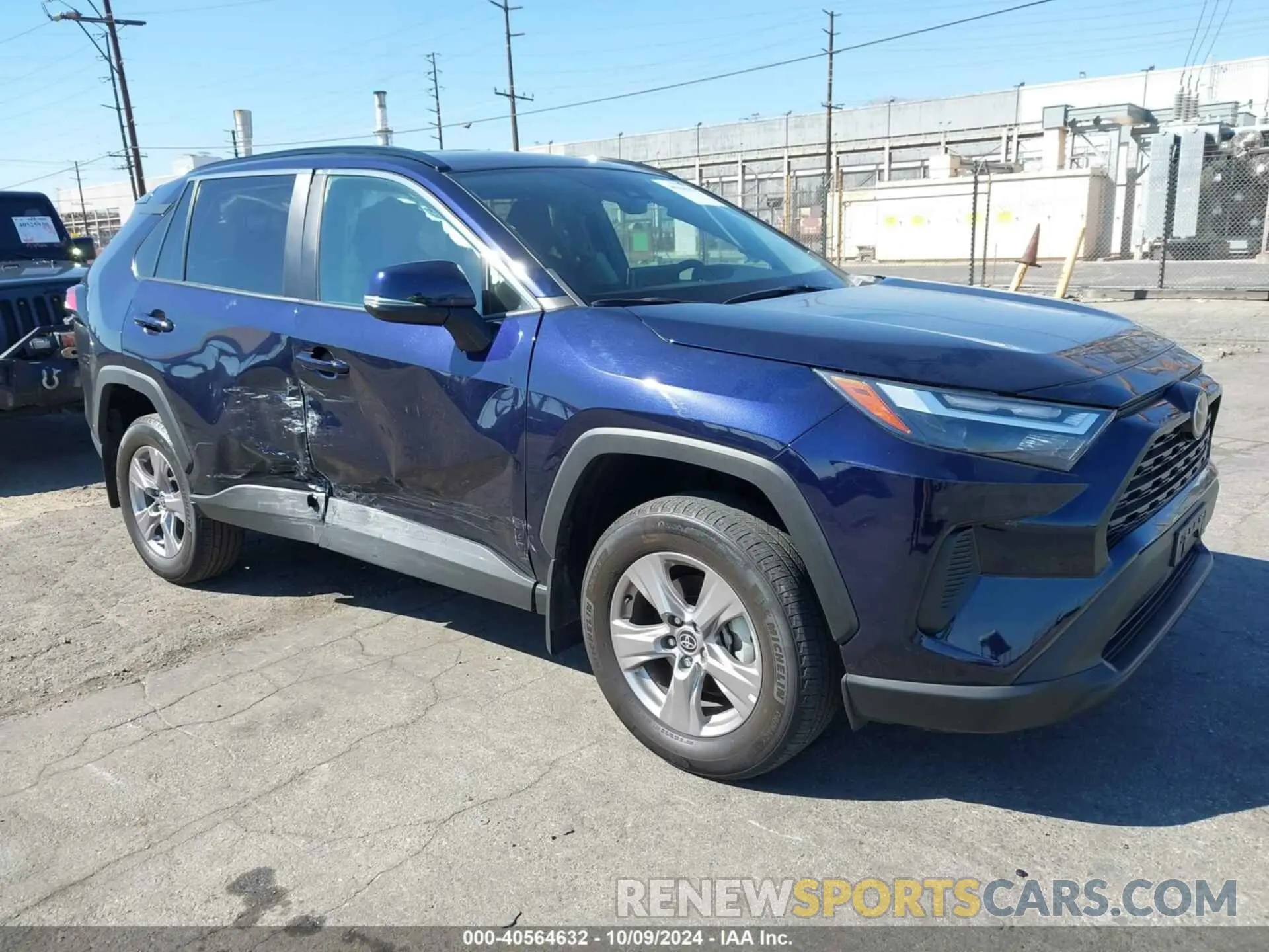 1 Photograph of a damaged car 2T3W1RFV0NW220305 TOYOTA RAV4 2022