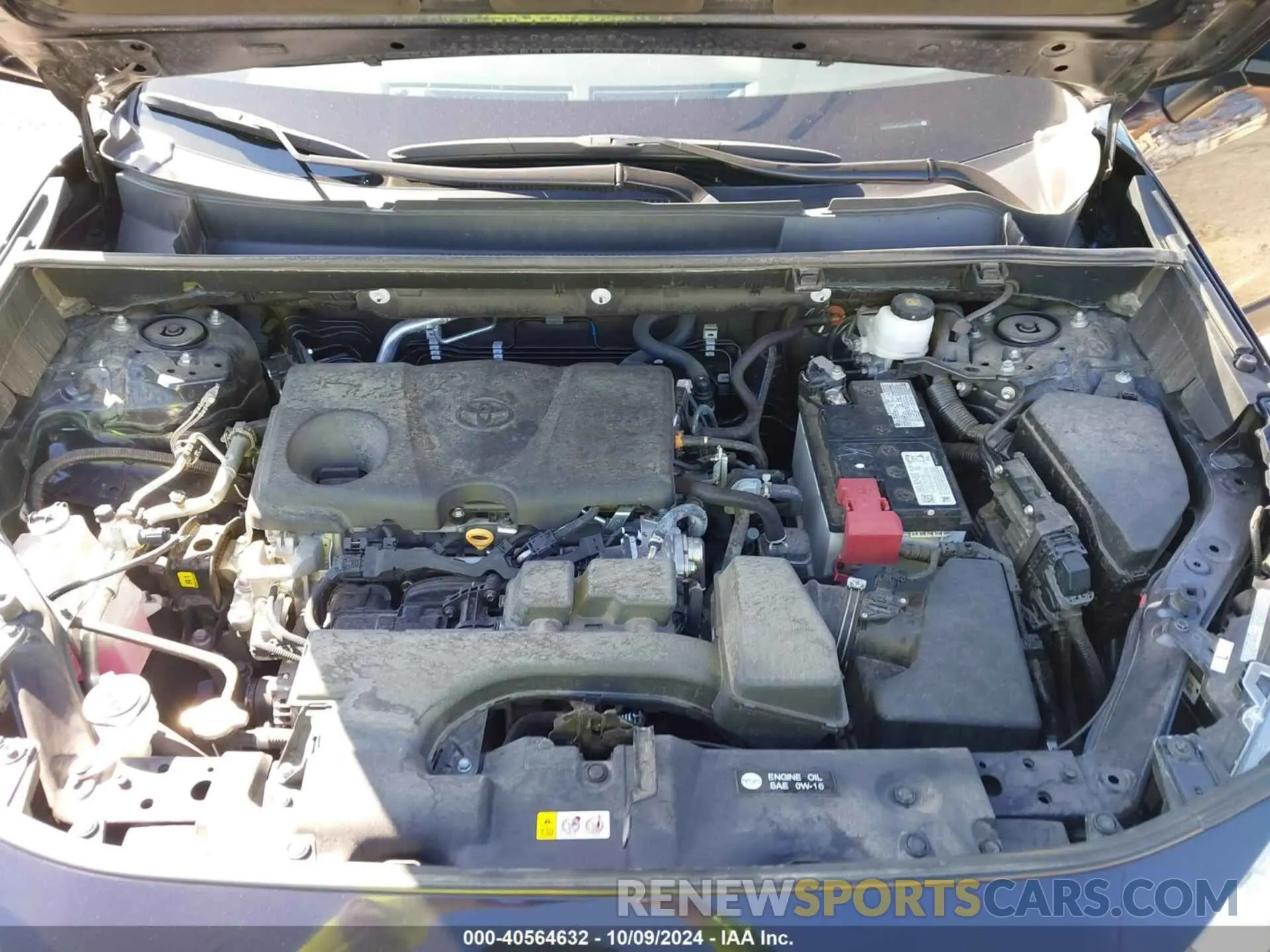 10 Photograph of a damaged car 2T3W1RFV0NW220305 TOYOTA RAV4 2022