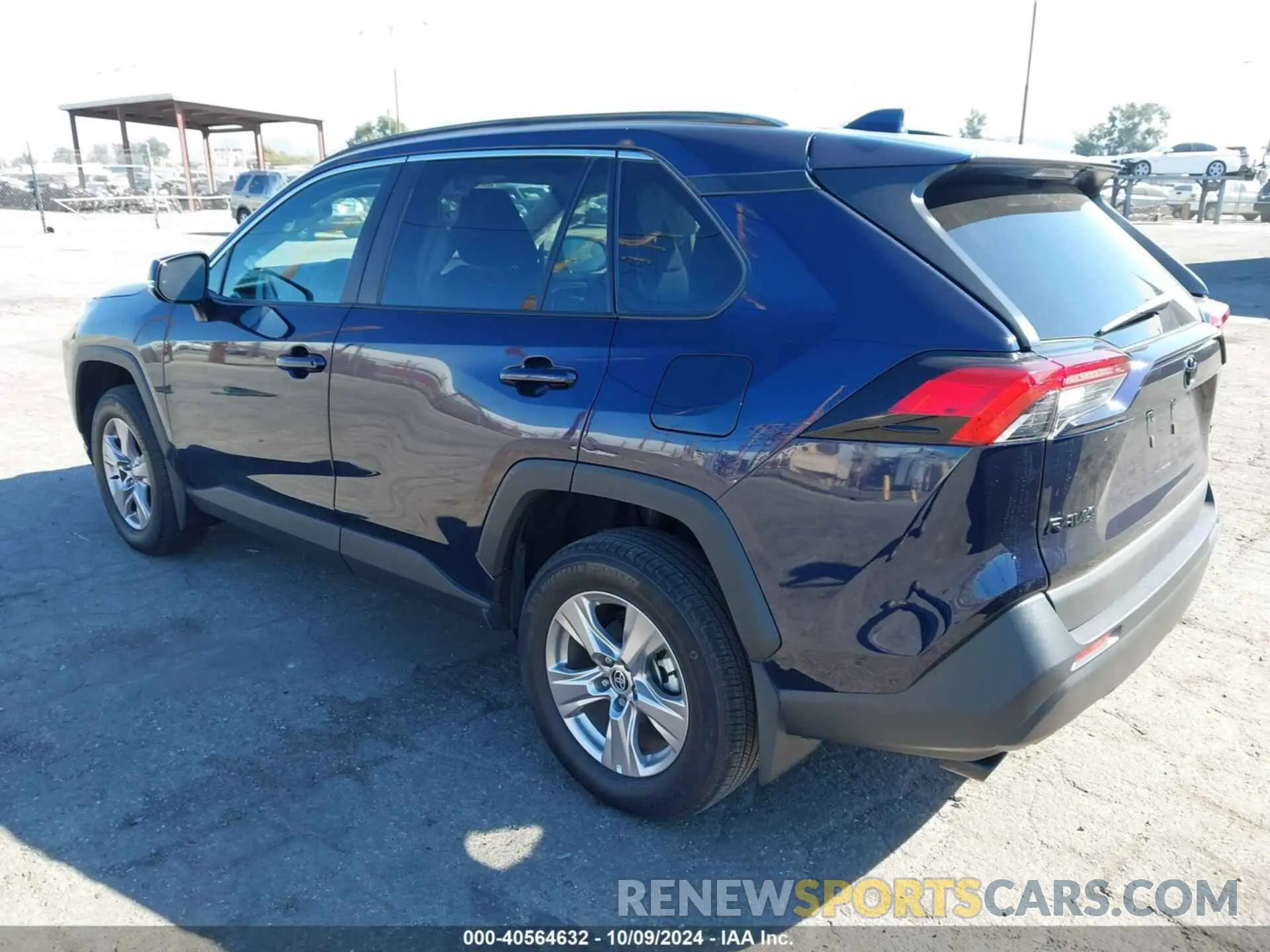 3 Photograph of a damaged car 2T3W1RFV0NW220305 TOYOTA RAV4 2022
