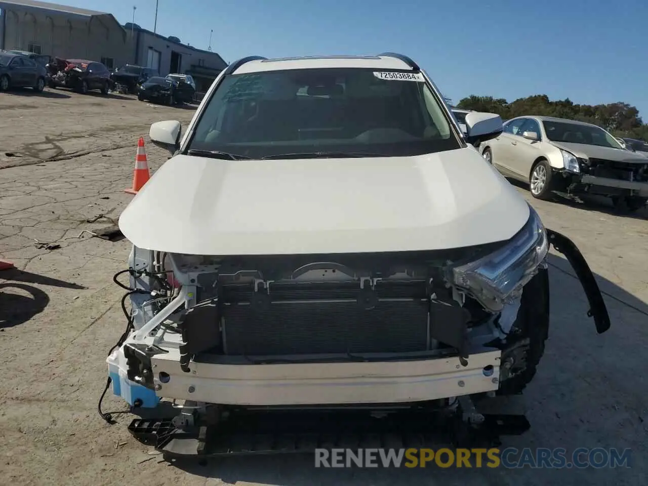 5 Photograph of a damaged car 2T3W1RFV0NW225018 TOYOTA RAV4 2022