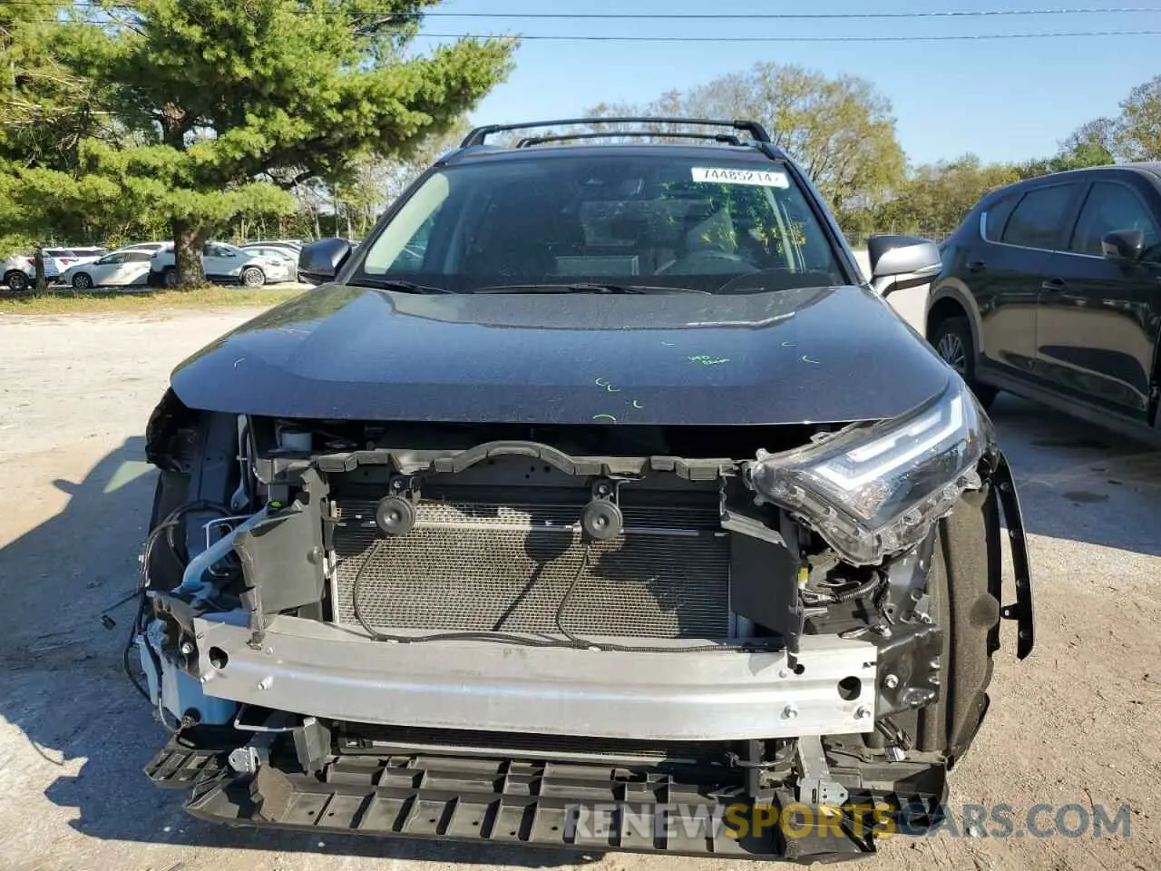 5 Photograph of a damaged car 2T3W1RFV0NW227707 TOYOTA RAV4 2022