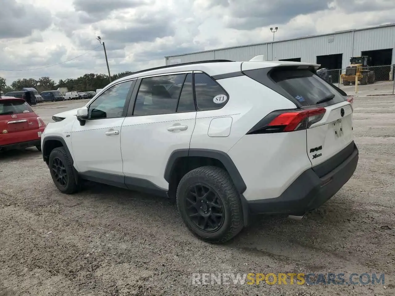 2 Photograph of a damaged car 2T3W1RFV1NC180074 TOYOTA RAV4 2022