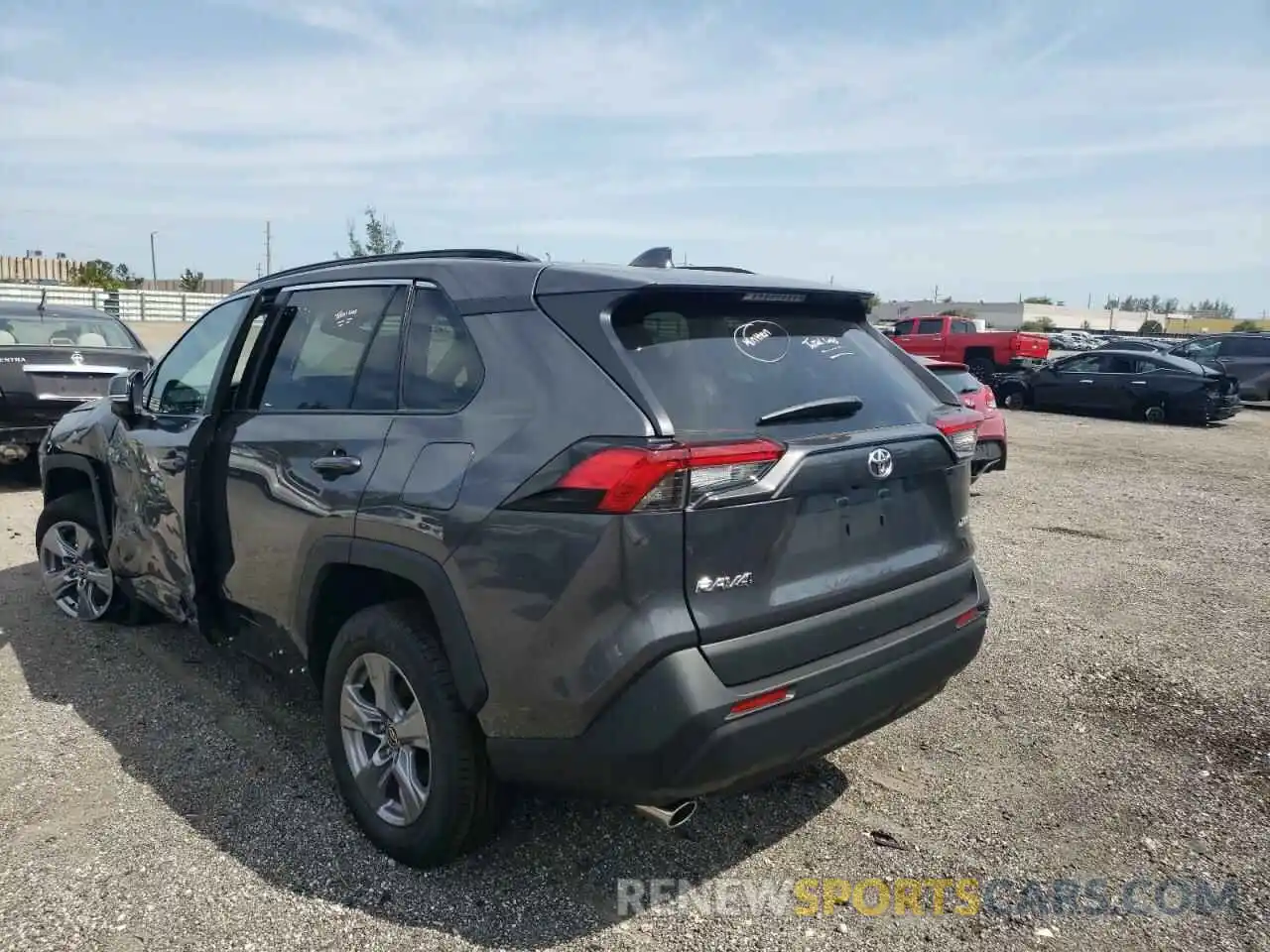 3 Photograph of a damaged car 2T3W1RFV1NC181063 TOYOTA RAV4 2022