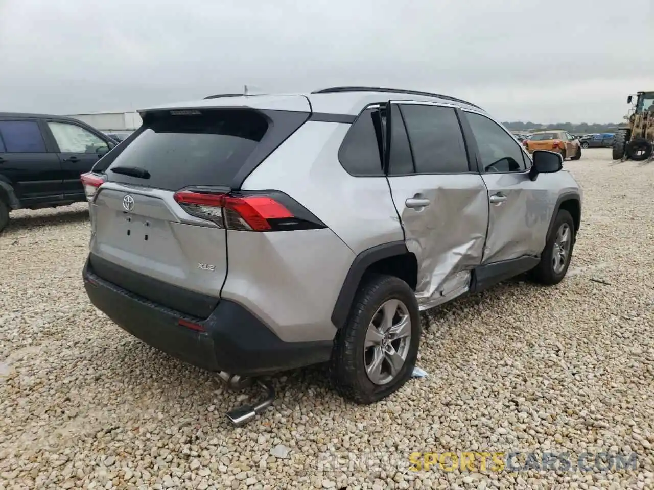 3 Photograph of a damaged car 2T3W1RFV1NC200582 TOYOTA RAV4 2022