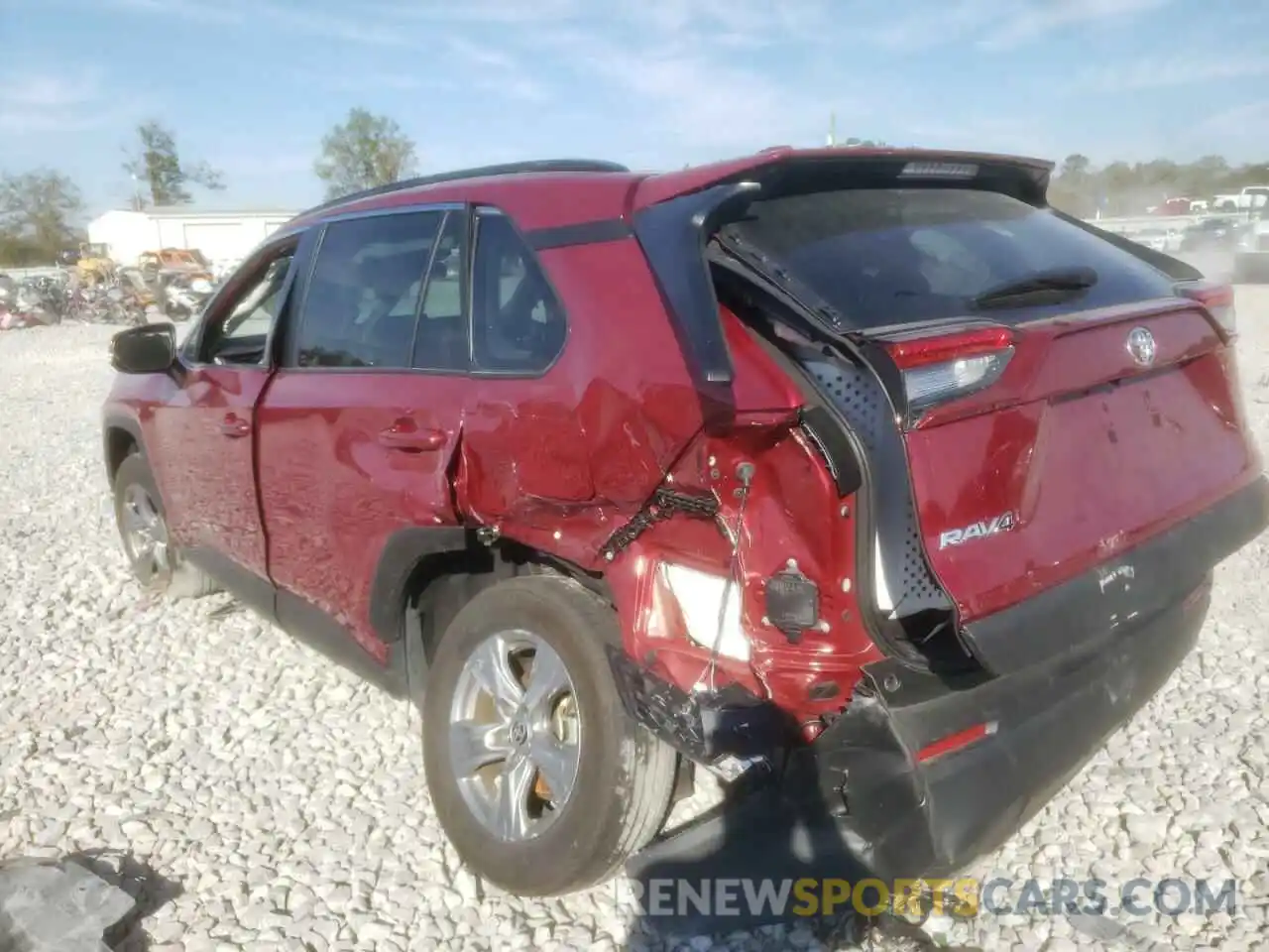 3 Photograph of a damaged car 2T3W1RFV1NW186326 TOYOTA RAV4 2022