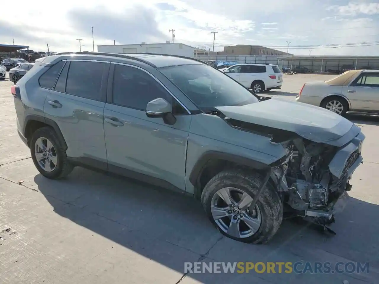 4 Photograph of a damaged car 2T3W1RFV1NW188576 TOYOTA RAV4 2022