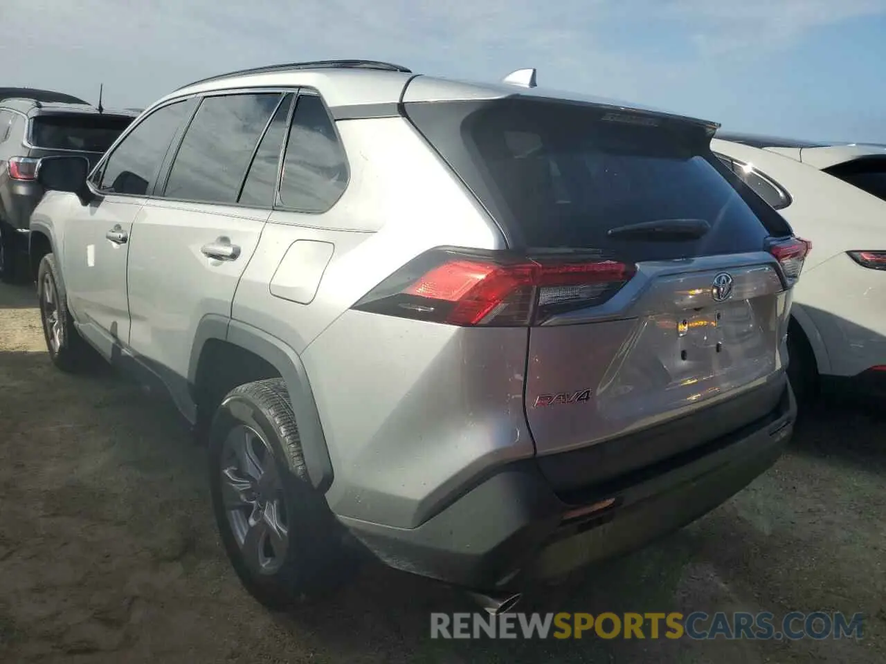 2 Photograph of a damaged car 2T3W1RFV1NW203707 TOYOTA RAV4 2022
