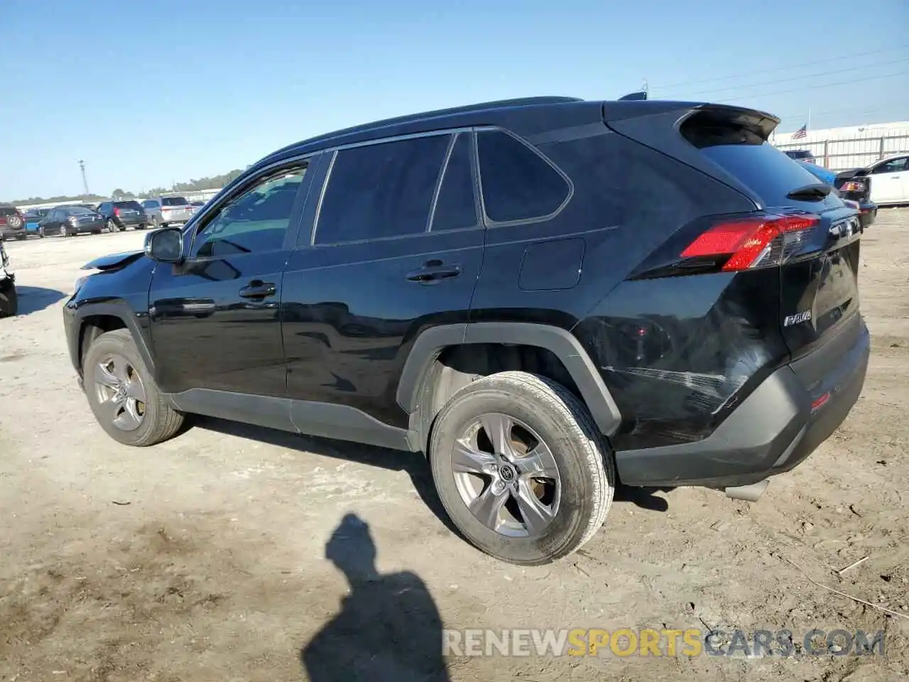 2 Photograph of a damaged car 2T3W1RFV1NW217123 TOYOTA RAV4 2022