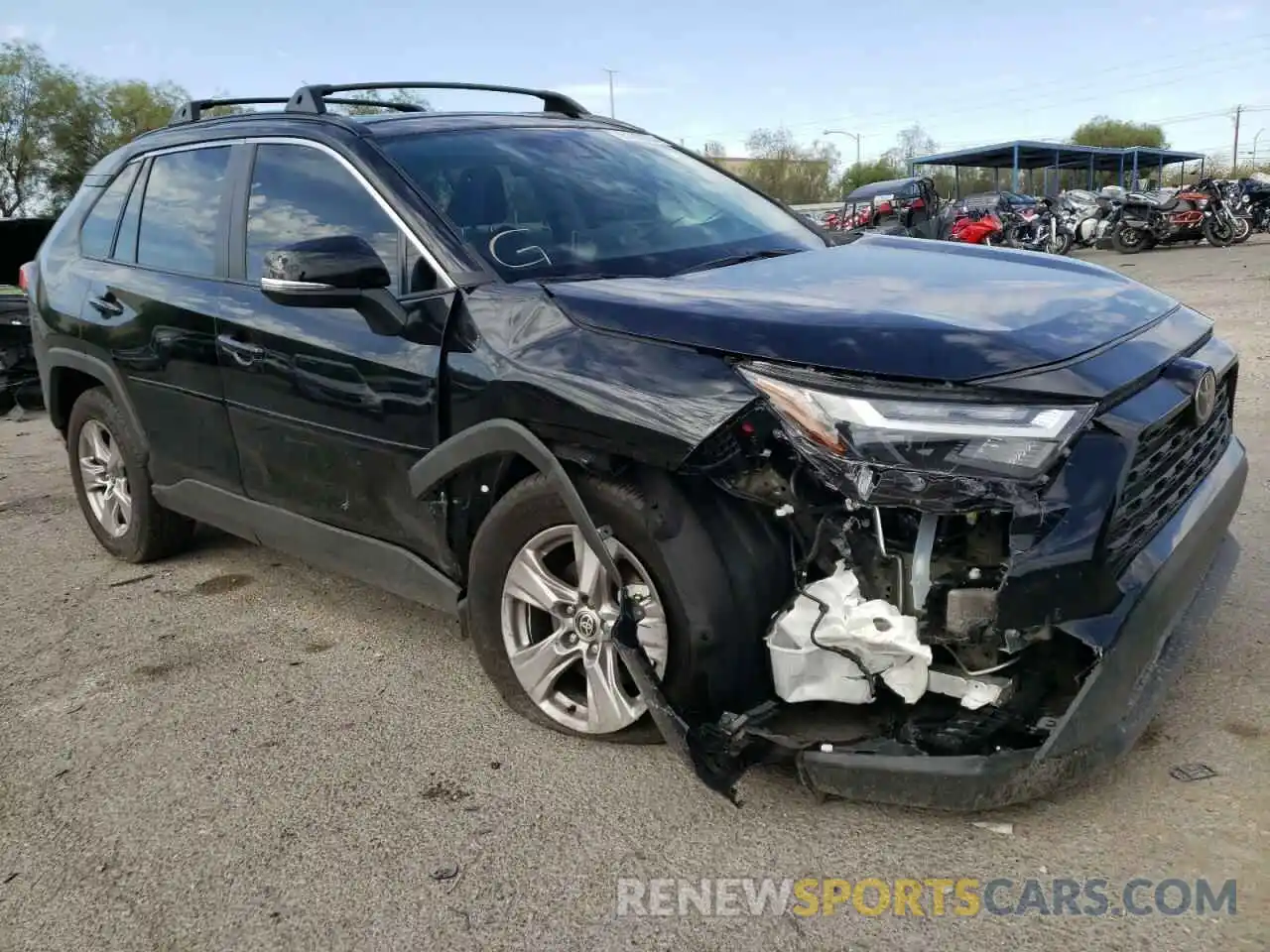 9 Photograph of a damaged car 2T3W1RFV2NC194484 TOYOTA RAV4 2022