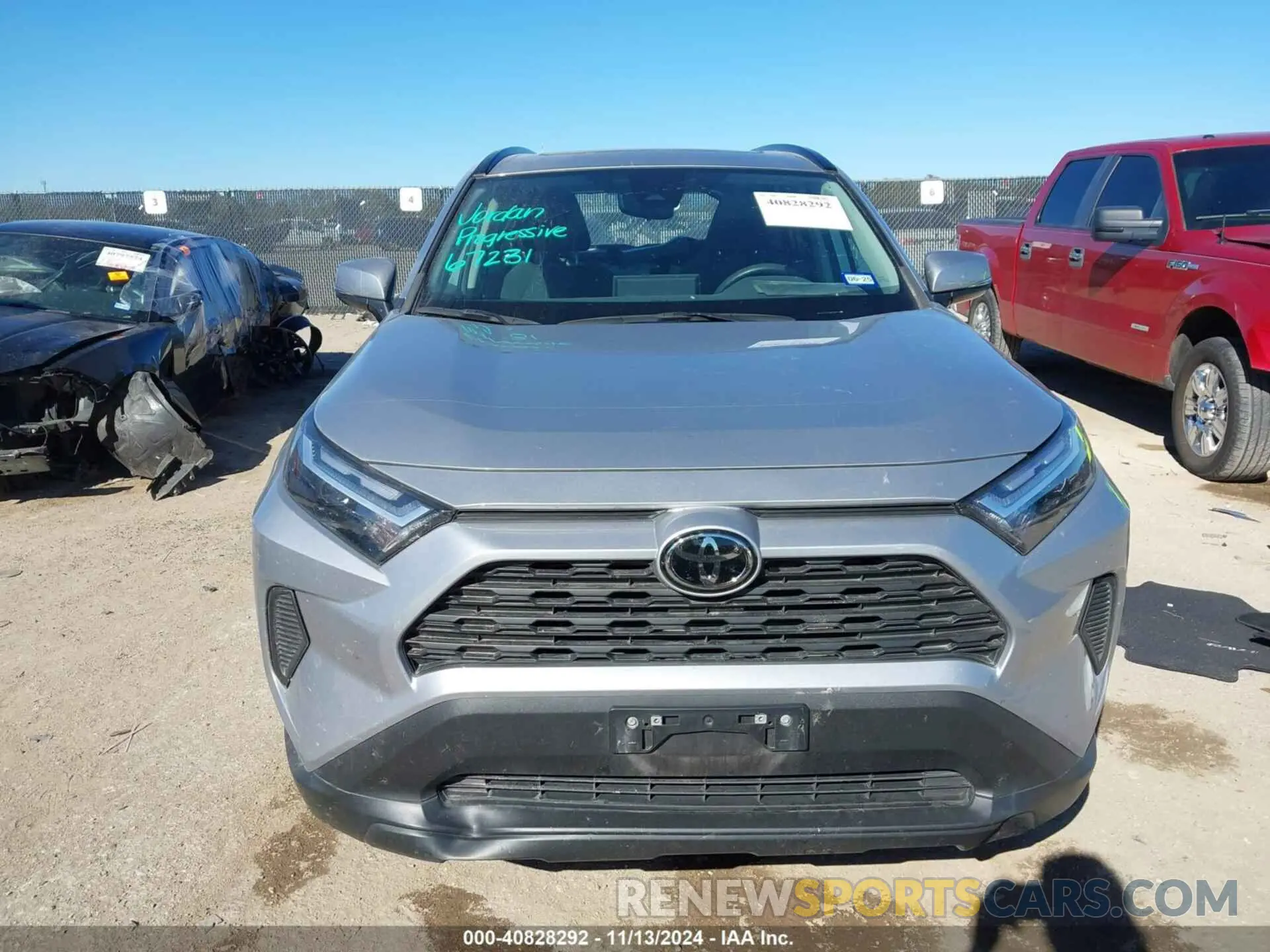 13 Photograph of a damaged car 2T3W1RFV2NC196719 TOYOTA RAV4 2022