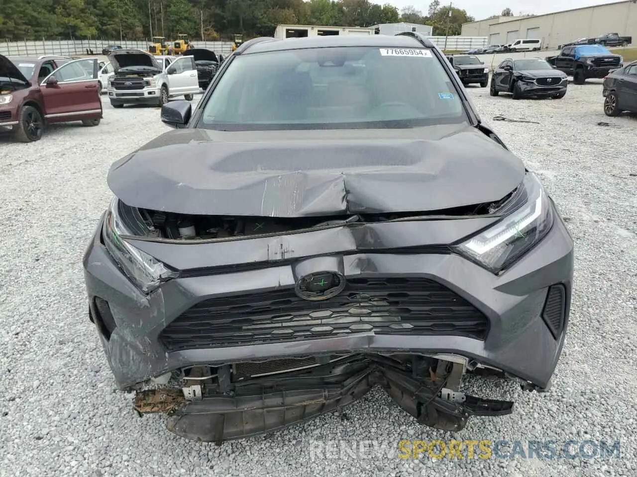 5 Photograph of a damaged car 2T3W1RFV2NC212112 TOYOTA RAV4 2022