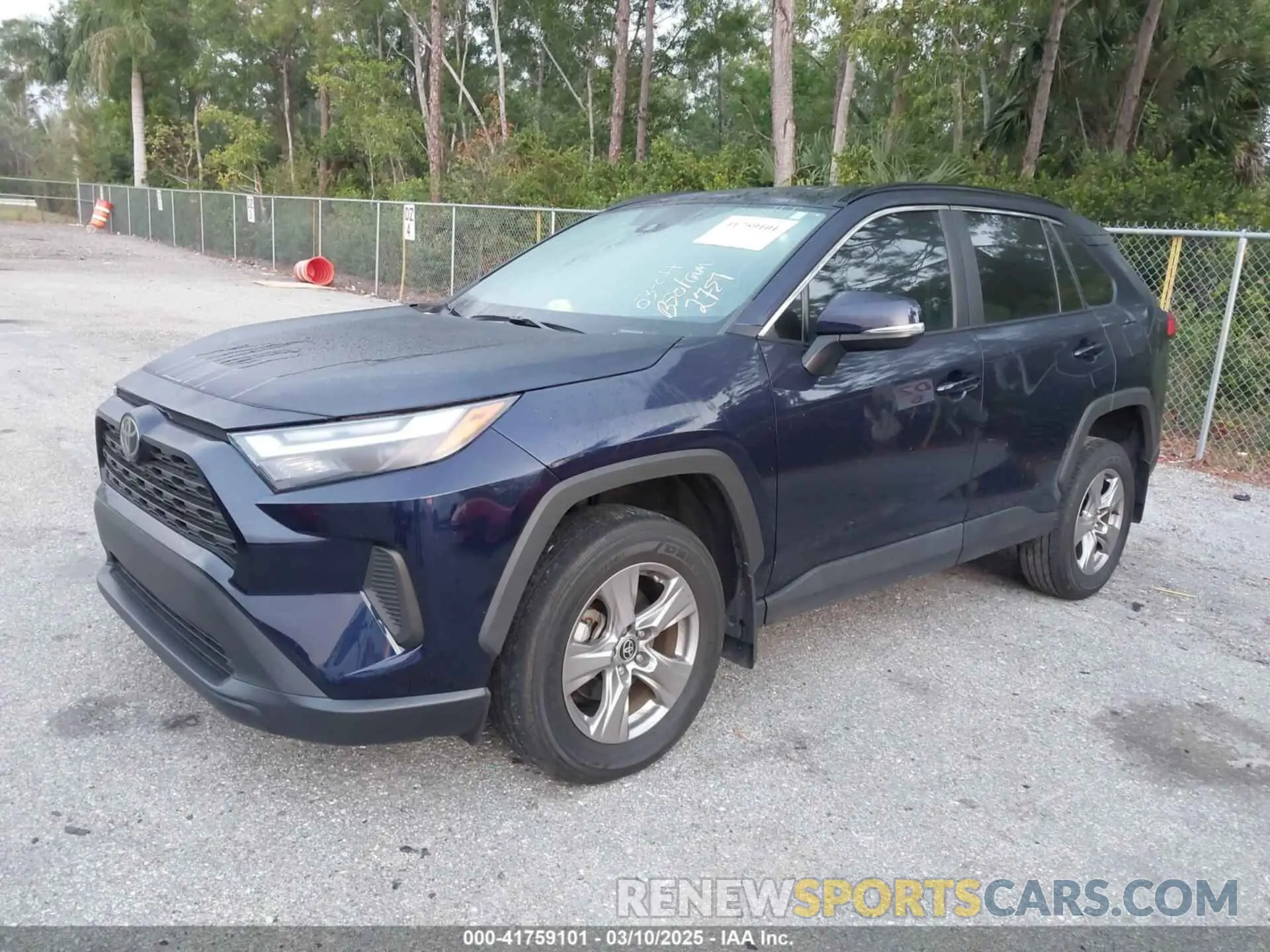 2 Photograph of a damaged car 2T3W1RFV2NW227451 TOYOTA RAV4 2022