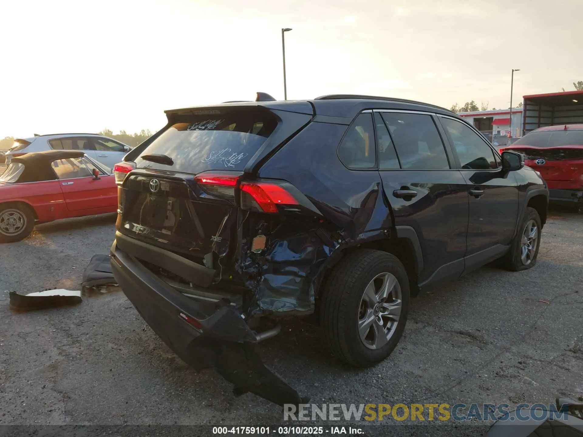 6 Photograph of a damaged car 2T3W1RFV2NW227451 TOYOTA RAV4 2022