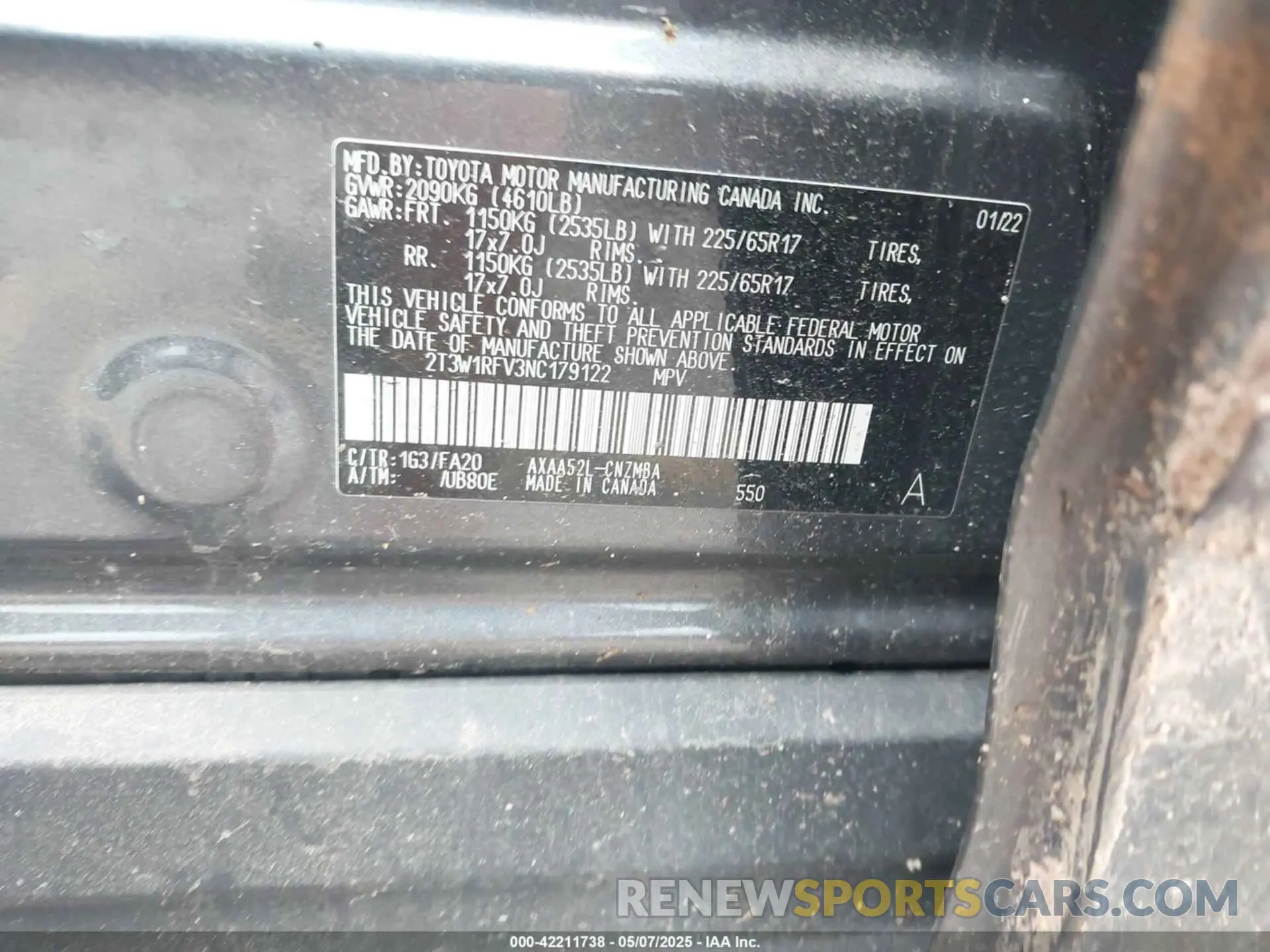 9 Photograph of a damaged car 2T3W1RFV3NC179122 TOYOTA RAV4 2022