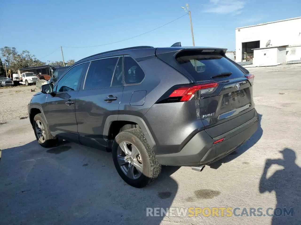2 Photograph of a damaged car 2T3W1RFV3NC181517 TOYOTA RAV4 2022