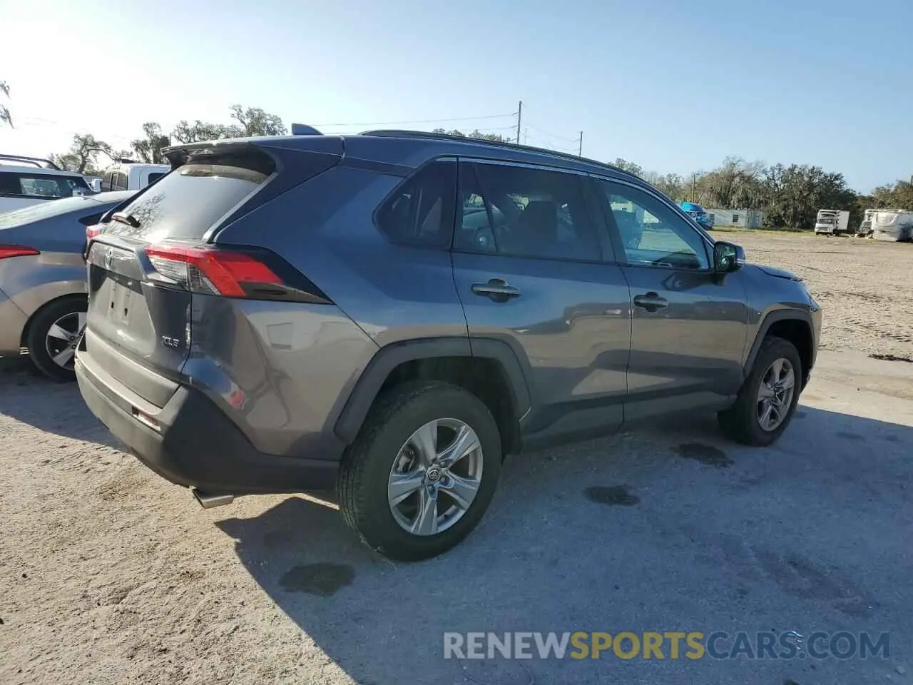 3 Photograph of a damaged car 2T3W1RFV3NC181517 TOYOTA RAV4 2022