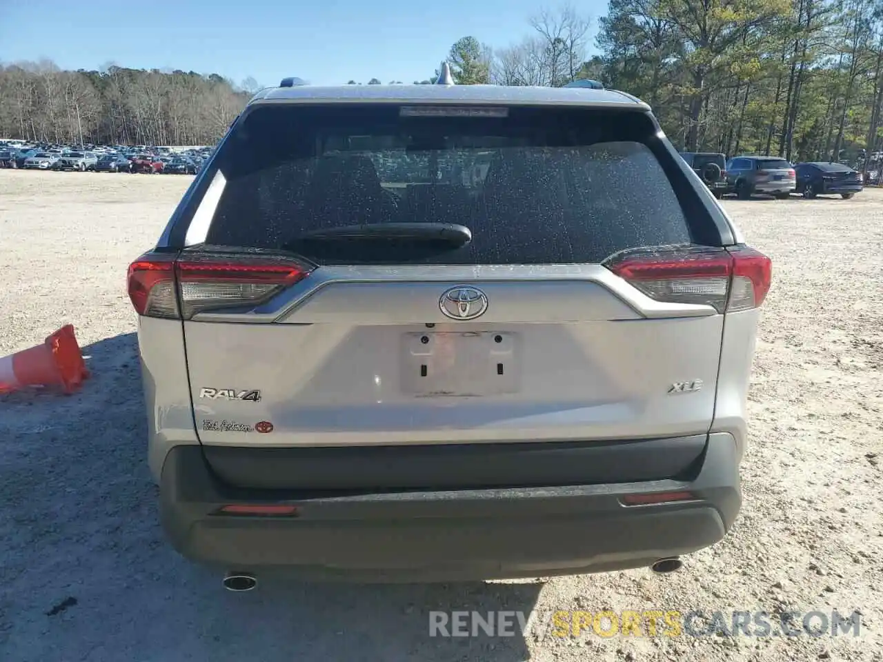 6 Photograph of a damaged car 2T3W1RFV3NC202656 TOYOTA RAV4 2022