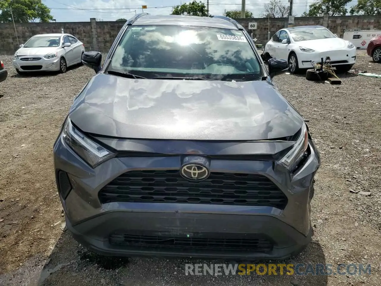 5 Photograph of a damaged car 2T3W1RFV3NC205153 TOYOTA RAV4 2022