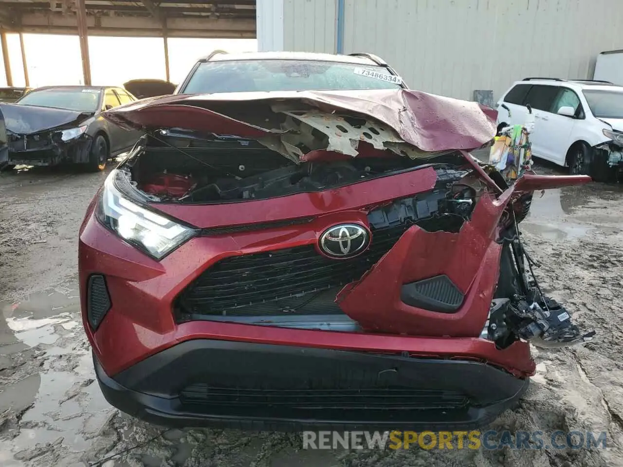 5 Photograph of a damaged car 2T3W1RFV3NW200565 TOYOTA RAV4 2022