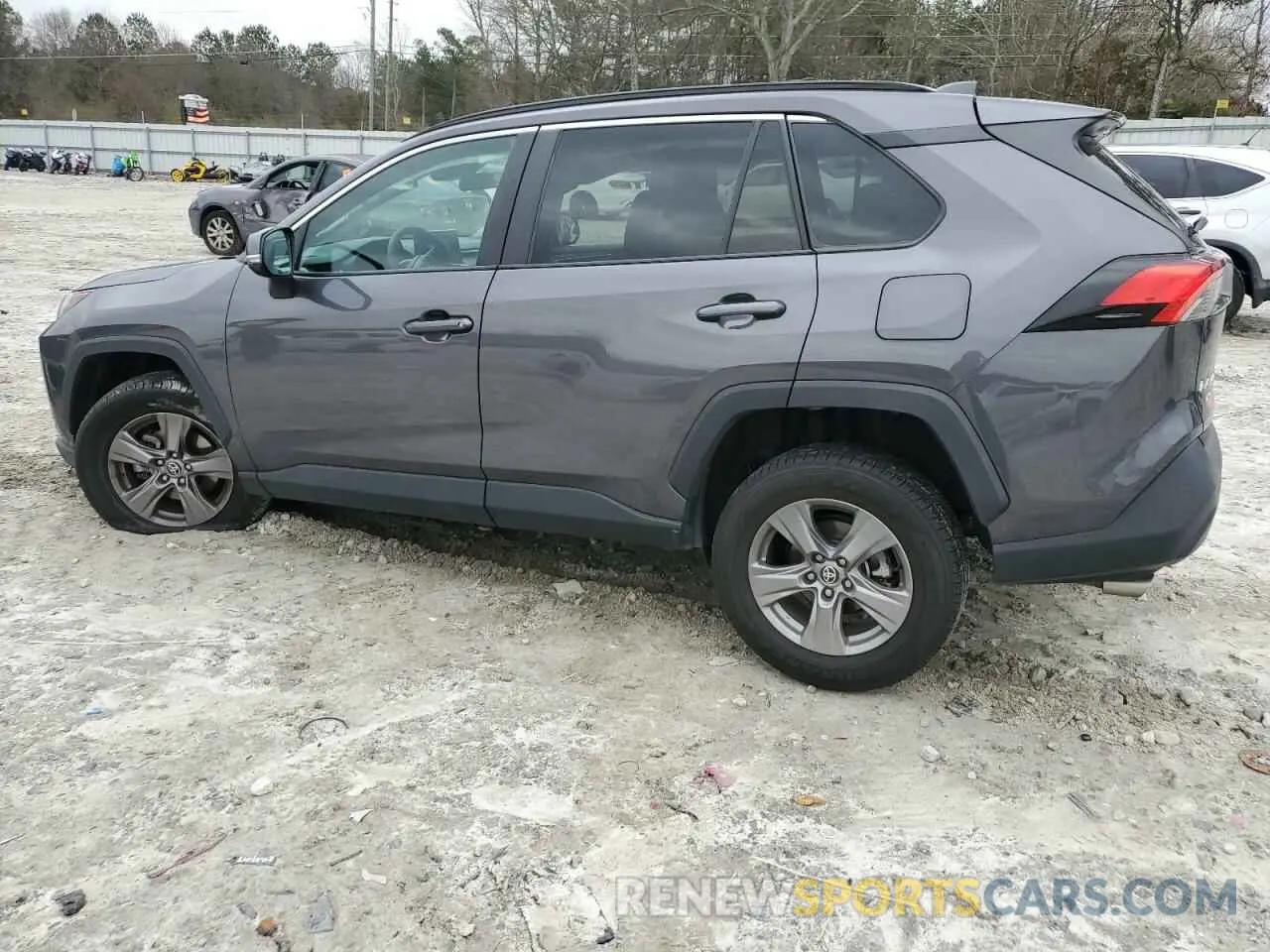 2 Photograph of a damaged car 2T3W1RFV3NW201621 TOYOTA RAV4 2022