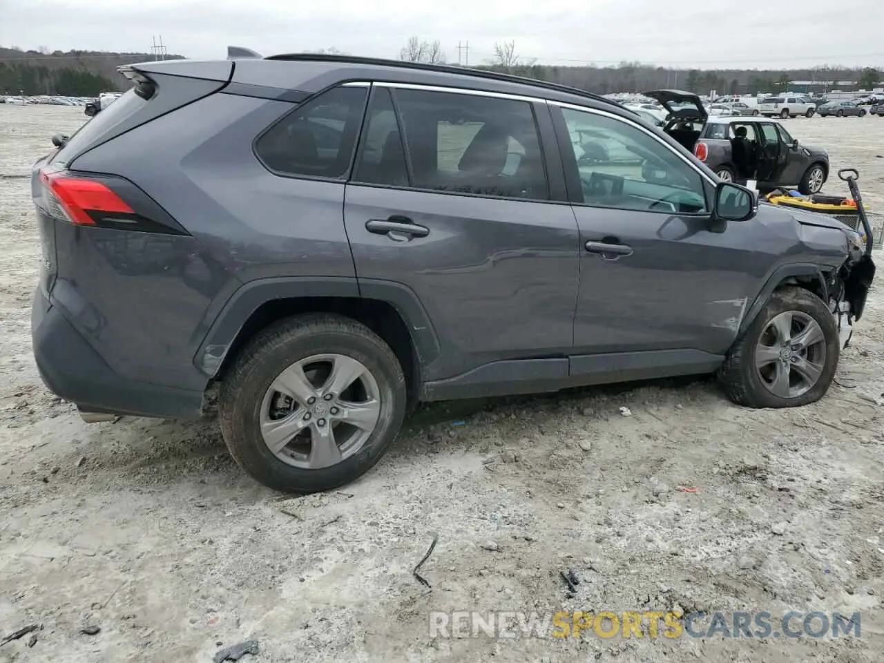 3 Photograph of a damaged car 2T3W1RFV3NW201621 TOYOTA RAV4 2022