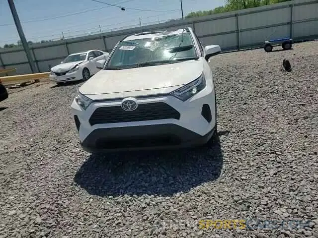 11 Photograph of a damaged car 2T3W1RFV3NW204258 TOYOTA RAV4 2022