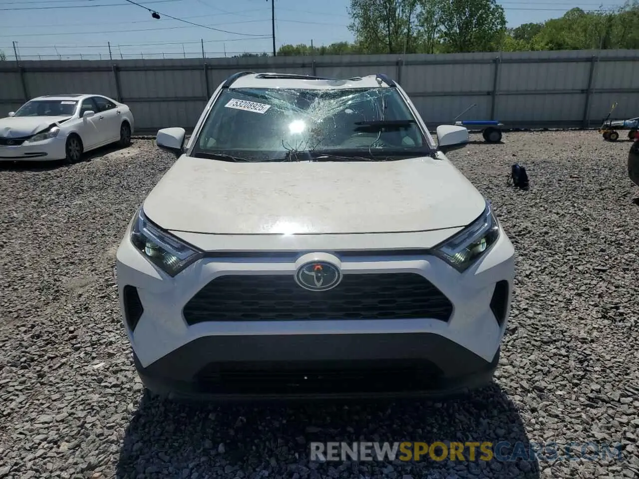 5 Photograph of a damaged car 2T3W1RFV3NW204258 TOYOTA RAV4 2022