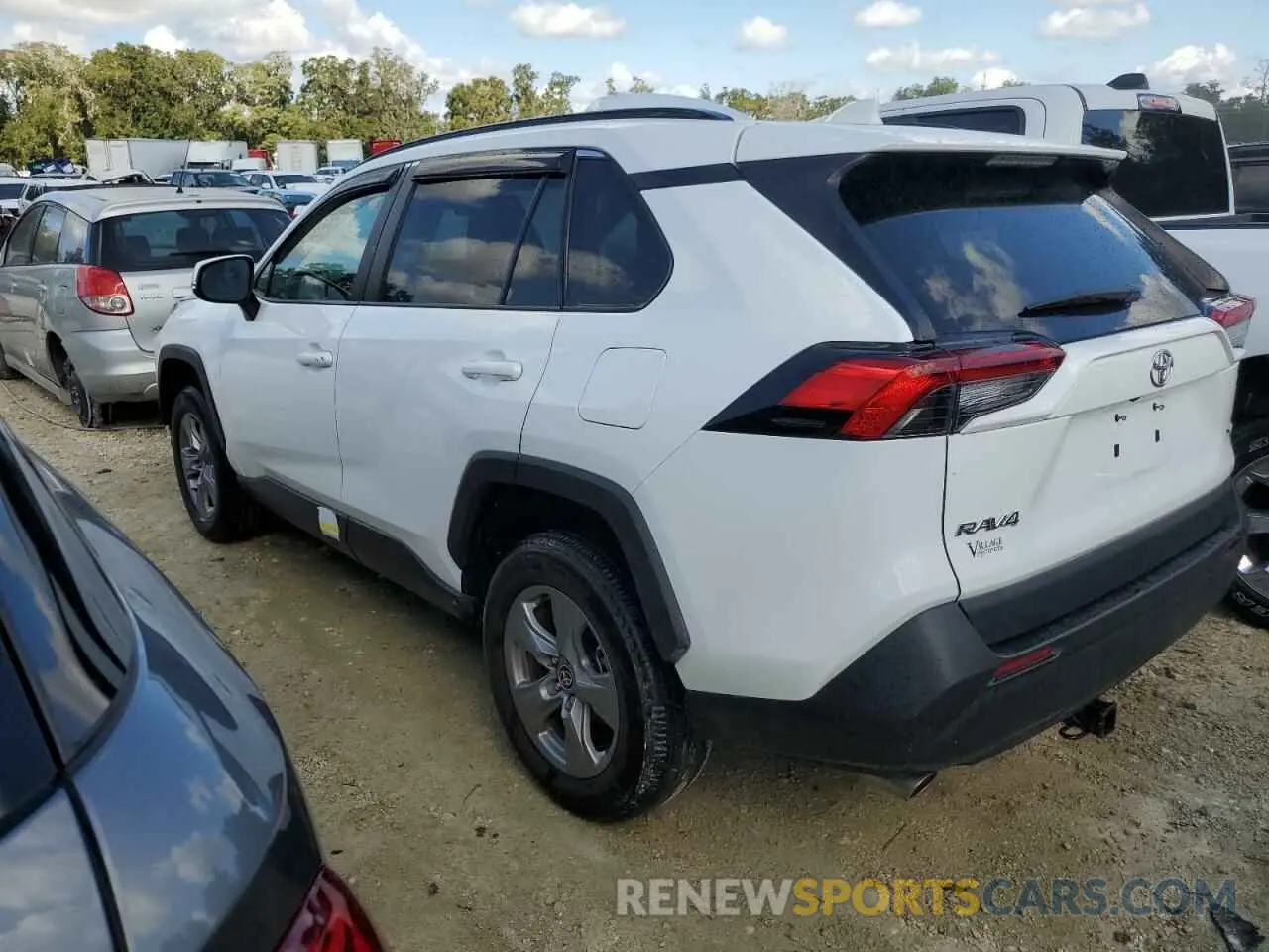 2 Photograph of a damaged car 2T3W1RFV3NW210481 TOYOTA RAV4 2022