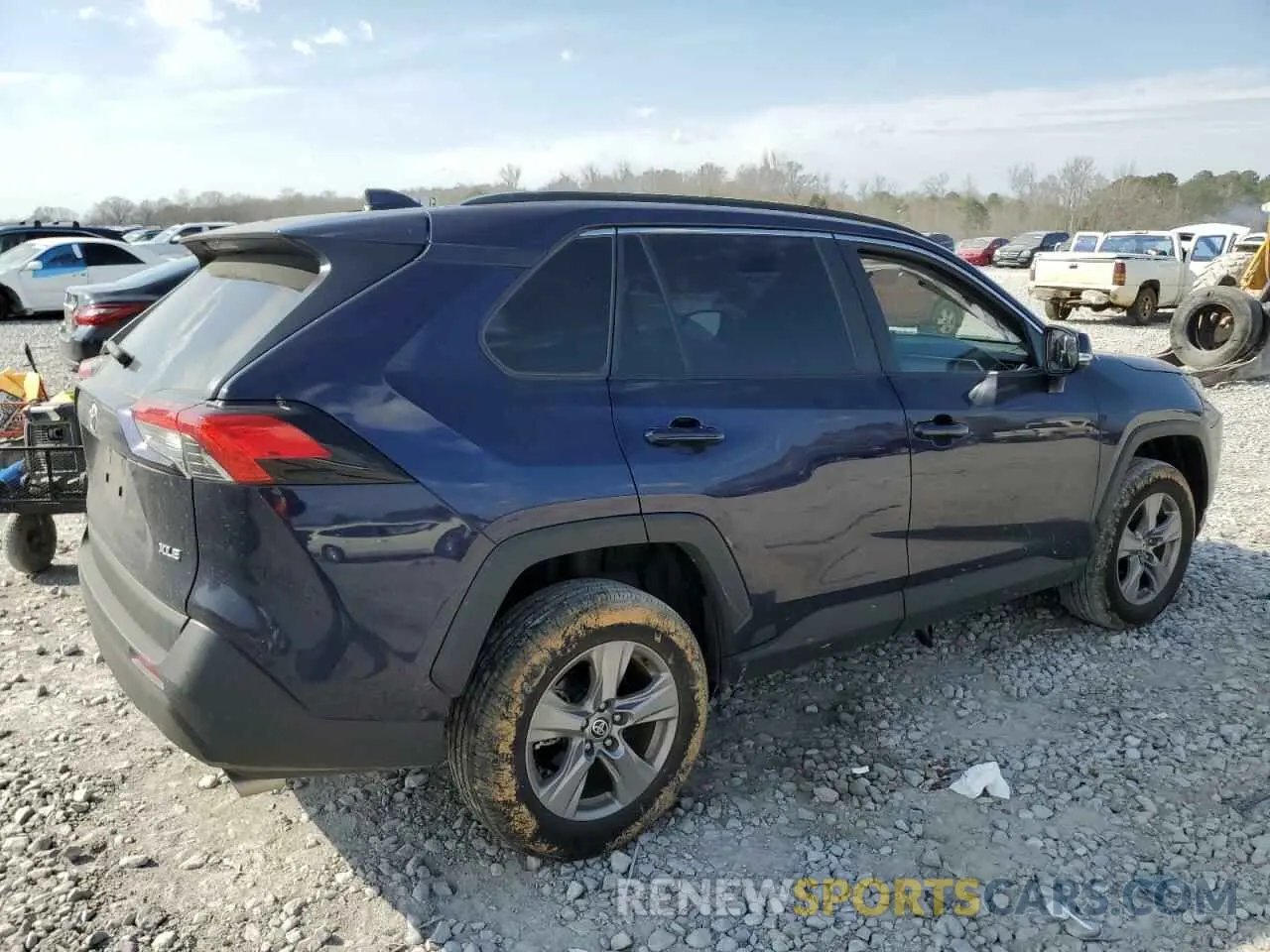 3 Photograph of a damaged car 2T3W1RFV3NW210660 TOYOTA RAV4 2022
